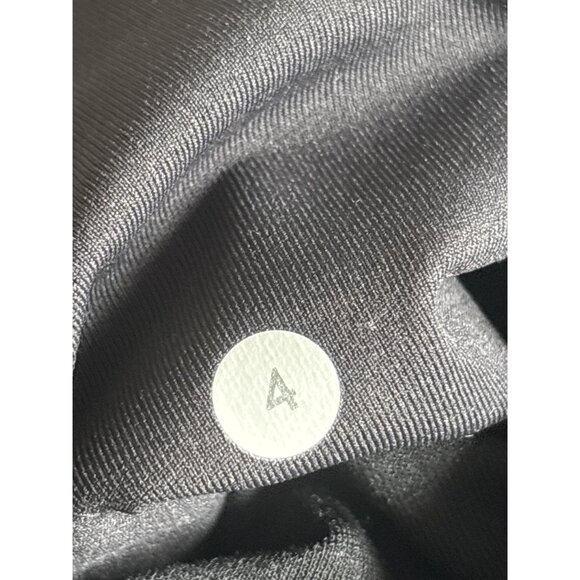 Lululemon Rise and Flow Black Pull On Leggings size‎ 4 Athleisure - Picture 4 of 4